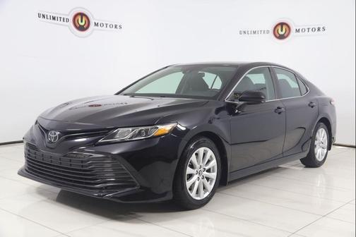 Midnight Black Metallic 2019 Toyota Camry LE