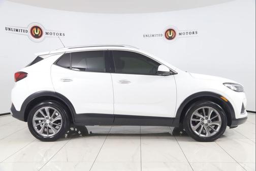 Summit White 2020 Buick Encore GX Essence