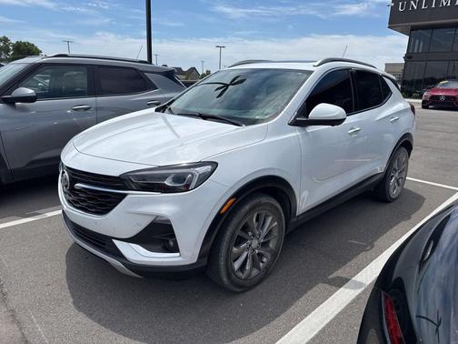 Summit White 2020 Buick Encore GX Essence