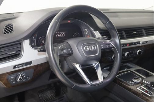 2018 Audi Q7 2.0T Premium Plus