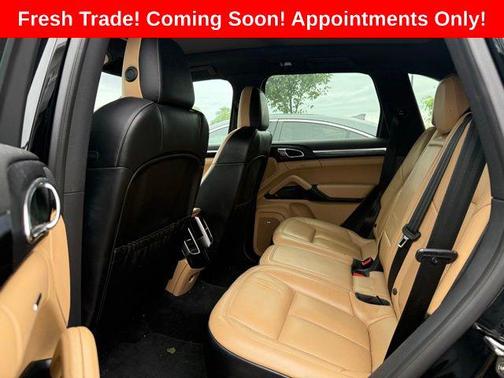 2017 Porsche Cayenne Platinum Edition