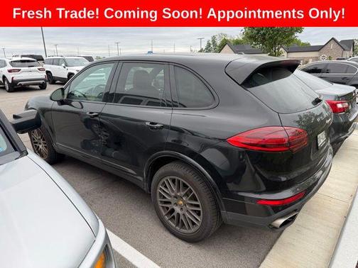 2017 Porsche Cayenne Platinum Edition