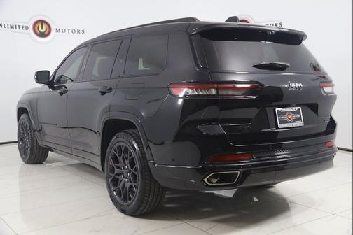 2023 Jeep Grand Cherokee L Summit Reserve