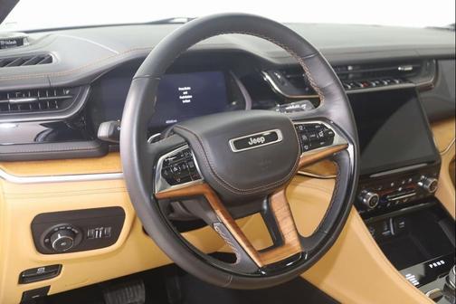 2023 Jeep Grand Cherokee L Summit Reserve