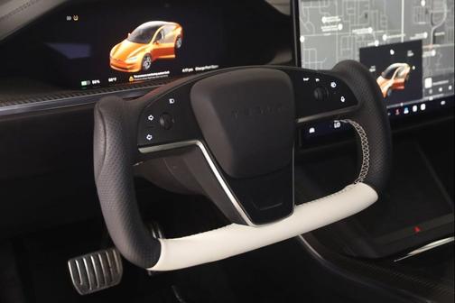 2021 Tesla Model S Plaid