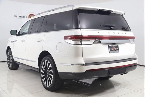 2023 Lincoln Navigator Black Label