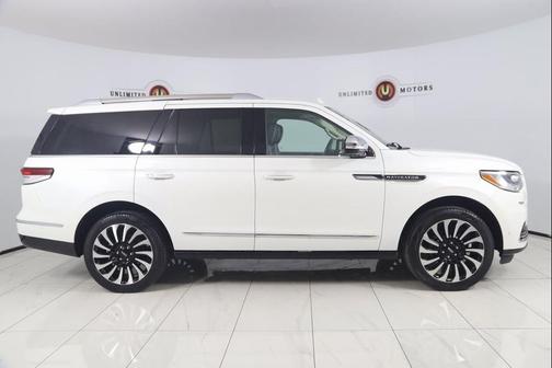 2023 Lincoln Navigator Black Label