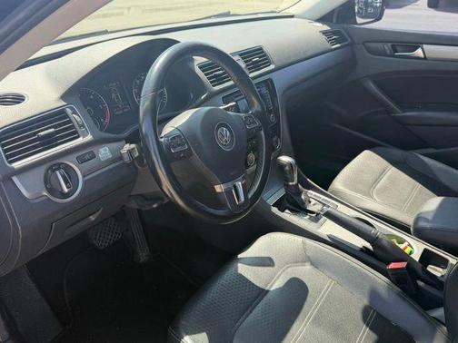 Black 2014 Volkswagen Passat 2.0L TDI DSG SE w/Sunroof