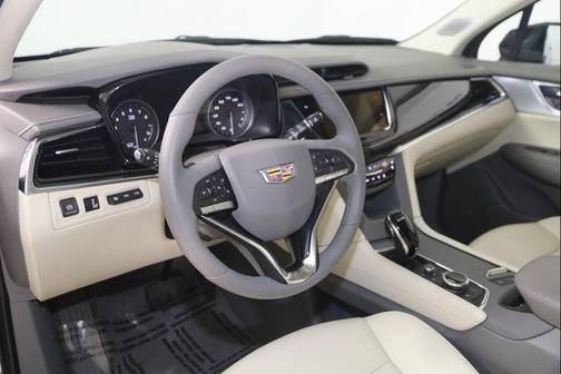 2024 Cadillac XT6 Premium Luxury AWD
