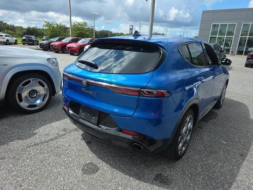 Blue Metallic 2024 Alfa Romeo Tonale Veloce EAWD
