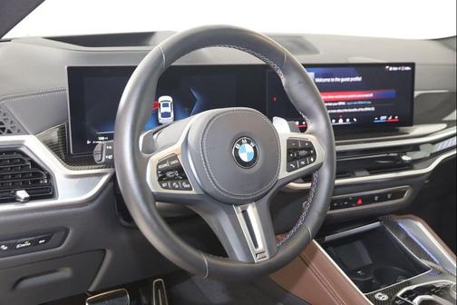 White Metallic 2026 BMW X6 M60i