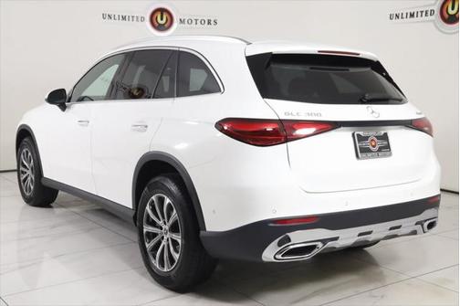 2025 Mercedes-Benz GLC 300 4MATIC