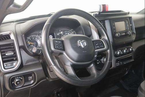 2021 RAM 2500 Tradesman Crew Cab 4x4 6'4' Box