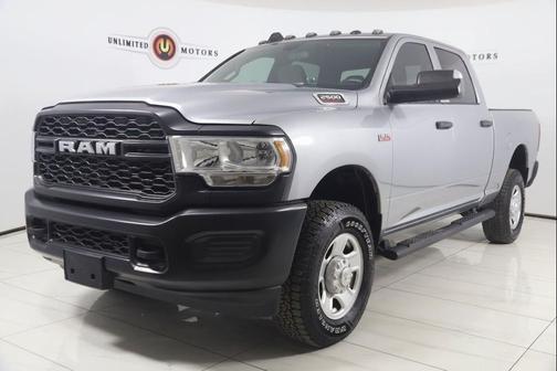 2021 RAM 2500 Tradesman Crew Cab 4x4 6'4' Box