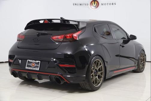 2022 Hyundai Veloster N Base