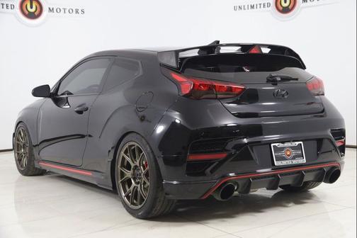 2022 Hyundai Veloster N Base