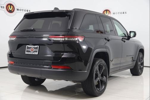 2024 Jeep Grand Cherokee Altitude