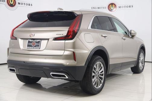 2024 Cadillac XT4 Premium Luxury