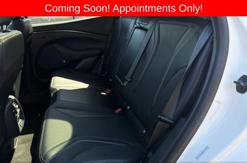 Star White Metallic Tri-Coat 2021 Ford Mustang Mach-E Premium