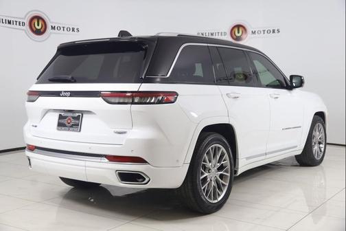2022 Jeep Grand Cherokee 4xe Summit