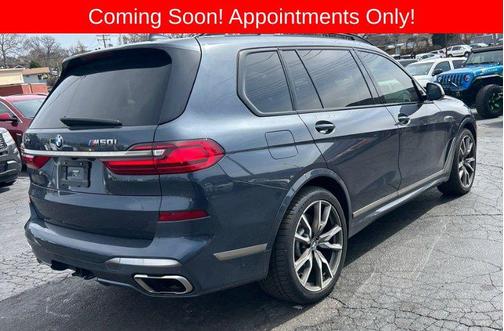 2021 BMW X7 M50i