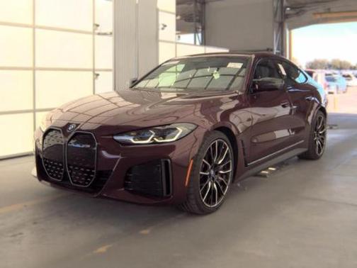 Aventurin Red Metallic 2023 BMW i4 Gran Coupe M50