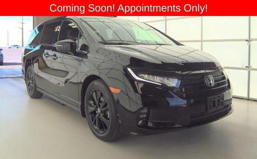 Crystal Black Pearl 2024 Honda Odyssey Touring