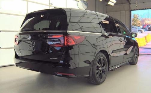 Crystal Black Pearl 2024 Honda Odyssey Touring