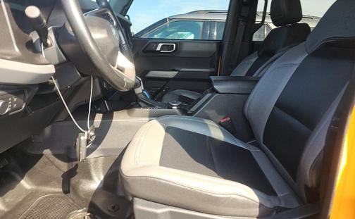 Cyber Orange Metallic Tricoat 2021 Ford Bronco Black Diamond