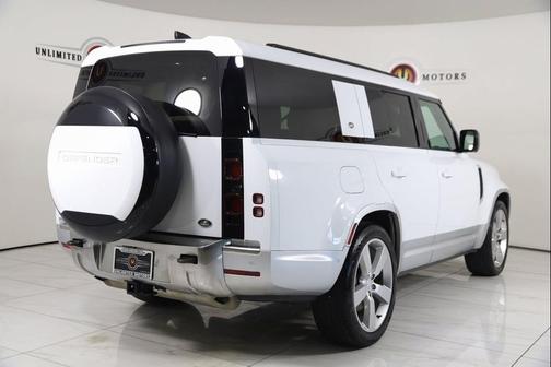 2023 Land Rover Defender 130 First Edition