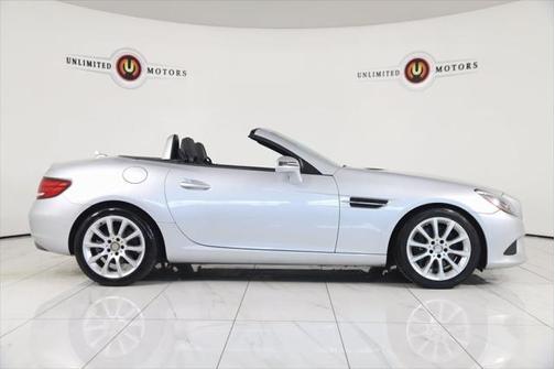 2017 Mercedes-Benz SLC 300 Roadster