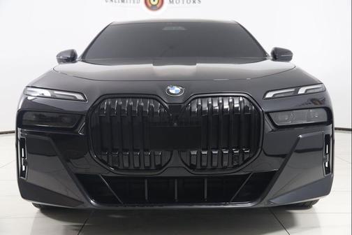 2023 BMW 760 i xDrive