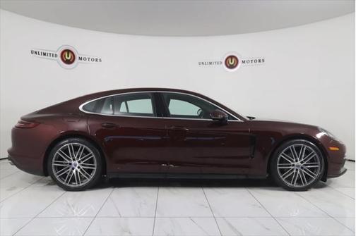 2018 Porsche Panamera 4S