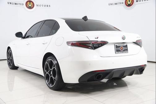2025 Alfa Romeo Giulia AWD