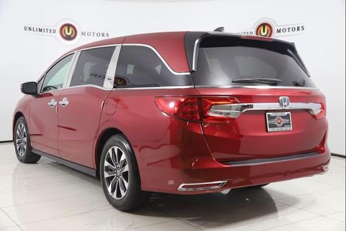 Radiant Red Metallic II 2022 Honda Odyssey EX-L