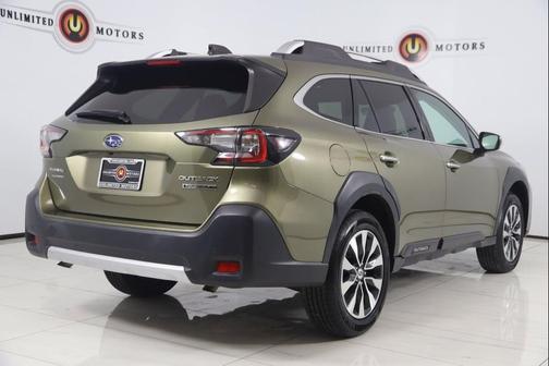 2023 Subaru Outback Touring XT