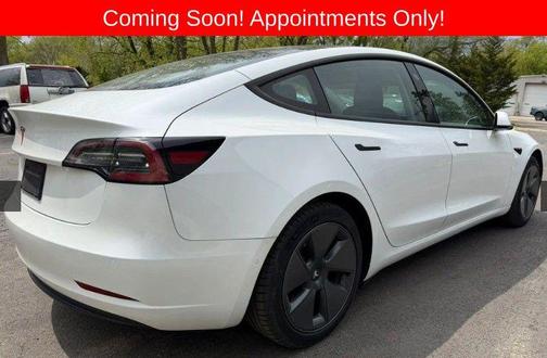 2021 Tesla Model 3 Standard Range Plus