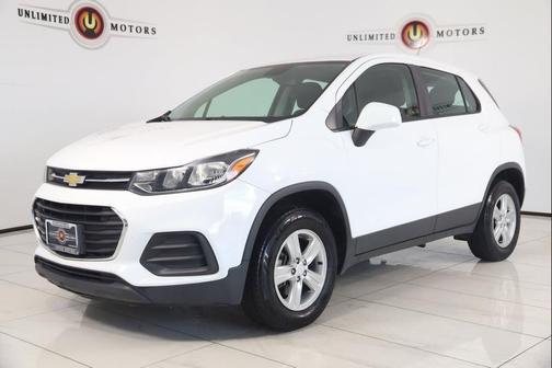 Summit White 2019 Chevrolet Trax LS
