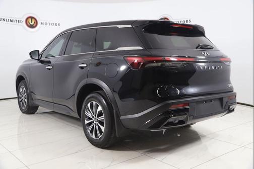 2023 INFINITI QX60 Pure