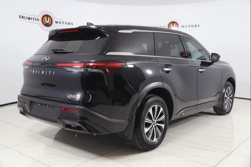 2023 INFINITI QX60 Pure