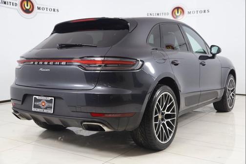 2020 Porsche Macan 