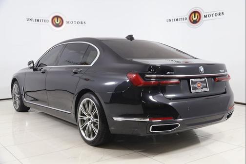 2021 BMW 750 i xDrive