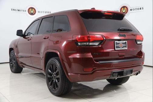2017 Jeep Grand Cherokee Altitude