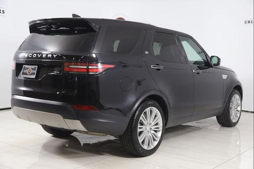Santorini Black Metallic 2018 Land Rover Discovery HSE LUXURY