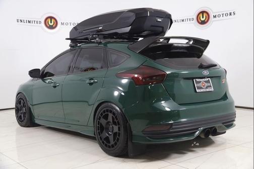 Shadow Black 2017 Ford Focus ST