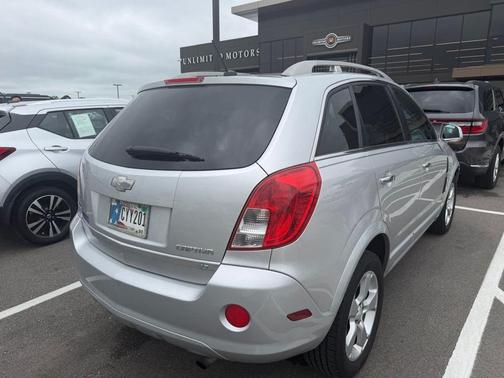 Silver Ice Metallic 2014 Chevrolet Captiva Sport LT