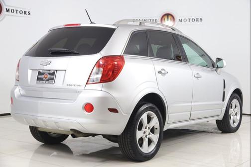 Silver Ice Metallic 2014 Chevrolet Captiva Sport LT