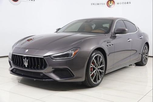 2022 Maserati Ghibli Modena