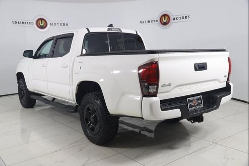 2022 Toyota Tacoma SR