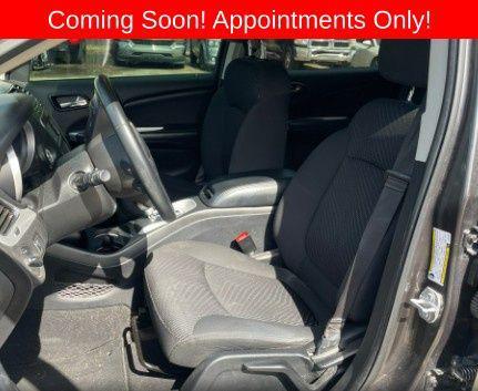 Granite Pearlcoat 2018 Dodge Journey SE